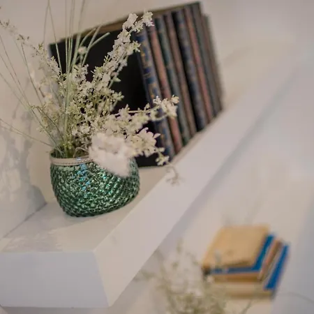 Apartamento En Zona Centro De Granada